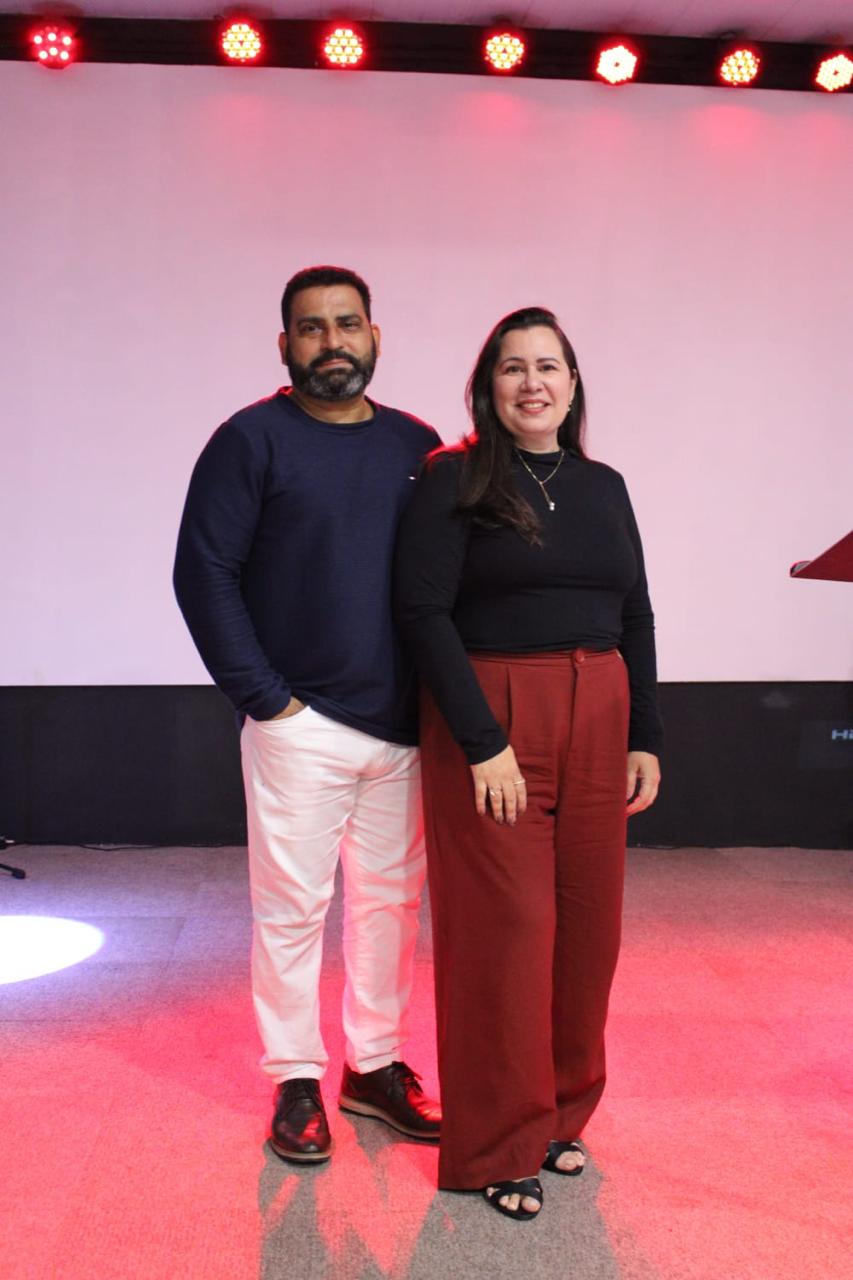 Pastores Edmar e Patrícia Tavares